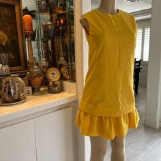 Vintage 60s 70s Canary Yellow Dress Cottagecore Dropwaist Pleated Vtg Glenbrooke Simply Stunning Please Feel Free To Make An Offer Or Bundle To Save !! Please Note This Item Is Vintage And We Suggest The Range Of Listed Sizes For Best Fit. Preowned, See Photos For Measurements Highend Estate, Rockabilly, Grunge, Prairie, Secretary, Pinup, Mod, Hippie, Floral Power, Party Dress, Off-White, Handmade, Custom, One Of A Kind, Mid Century Modern, Color Block, Unionmade, Cottoncore, Goth, Flowy, 3d, Ge Retro Mini Dress With Ruffles, Retro Sleeveless Cocktail Vintage Dress, Retro A-line Mini Dress For Work, Mod Style Fitted Dresses For Daywear, Fitted Mod Dresses For Daywear, Retro Cocktail Mini Dress, Retro A-line Vintage Dress For Work, Retro A-line Dresses For Daywear, Vintage Sleeveless Mini Dress