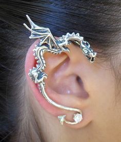 Cast Jewelry, Dragon Ear Cuffs, Ear Wrap Earrings, Magic Store, Cool Ear Piercings, Dragon Earrings, Wrap Earrings, Dragon Necklace, Dragon Jewelry