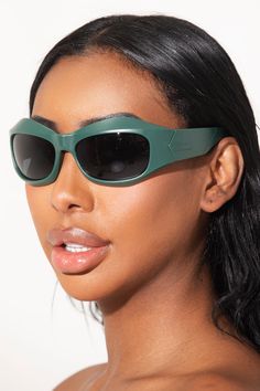 White Runway Oversized Frames - sosorella Goggle Sunglasses, White Runway, Visor Sunglasses, Goggles, Uv Protection, Lenses, Sunglasses, Green