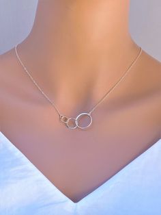 Three Circle Necklace Three Eternity Circle Gifts Three Ring - Etsy Best Friend 30th Birthday, Gift For Your Best Friend, Eternity Necklace, Interlocking Circle Necklace, 30th Birthday Gift, Etsy Promotion, Ribbon Gift, Birthday Gift For Women, Three Rings