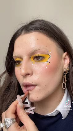 Cloud Skin, Coachella Makeup, Yellow Makeup, Fun Makeup, Face Art Makeup, Unique Makeup, Dope Makeup, Edgy Makeup, Bold Makeup