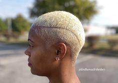 Styles For Short 4c Hair, Hair Cuts For Black Women, Haircut For Black Women Short, Short Grey Haircuts, Big Chop Natural Hair, Short Natural Haircuts, Natural Hair Woman, Shaved Hair Cuts