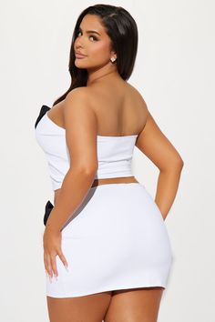 Available In Black And White/Black. Skirt Set Tube Top Cropped Bow Detail Mini Skirt Stretch Self: 67% Nylon 33% Spandex Imported | Bow Romantic Skirt Set in White/Black size 1X by Fashion Nova White Elastane Party Skirt, White Elastane Skirt For Party, Chic White Tube Top For Club, White Stretch Tube Top For Club, Black Skirt Set, Romantic Skirt, Search By Photo, Top Cropped, Black Skirt