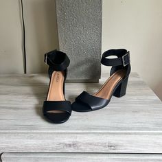 Size 8.5 Size Of The Heel Is 3inches Never Used. Very Cute. Soda Shoes, Black Block Heels, Black Tan, Black And Tan, Shoes Women Heels, Block Heels, Shoes Heels, Women Shoes, Heels