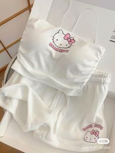 Kitty Clothes, Kitty Cartoon, Hello Kitty Clothes, Women Vest, Cute Pjs, Cute Sleepwear, Cute Pajama Sets, Hello Kitty Accessories, Hello Kit