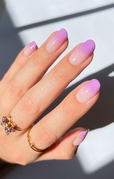 Everyone’s Asking For A “Deconstructed” French Manicure+#refinery29 Coloured French Manicure, French Manicure At Home, Manicure Designs, Chic Nail Art, Confetti Nails, Purple Line, Get Nails, Essie Nail