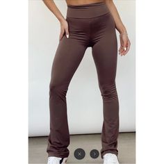 Cocoa Flare Pants Size L Ntw Brown Stretch Straight Leg Bottoms, Brown Stretch Athleisure Bottoms, Brown Full-length Yoga Bottoms, Casual Brown Elastane Bottoms, High Waist Brown Elastane Bottoms, Fitted High Waist Sweatpants For Fall, Casual Fitted Brown Bottoms, Trendy Mid-rise Pants For Yoga, Yoga Trousers For Fall