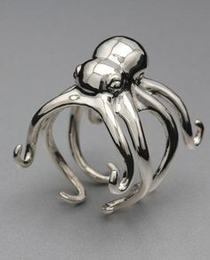 .extraño 🤔 Octopus Ring, Bling Bling, 3d Printed, Octopus, Jewelry Inspiration, Beautiful Jewelry, Silver Ring, Jewelry Box, Silver Jewelry