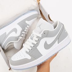 Sepatu Air Jordan, Jordan Shoes Girls, Jordan Shoes Retro, Low Shoes