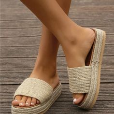 Great Looking, Very Neutral Sandal. Brand New, Never Worn. Straw Shoes, Comfortable Wedges Sandals, Neutral Sandals, Pretty Sandals, Slip On Espadrilles, Exclusive Shoes, Espadrilles Platform, Cute Sandals, Platform Wedge Sandals