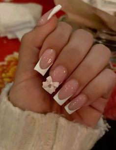 Nails Inspo Coquette, Arycrilc Nails Design, Nail Inspo Square French Tip, Nail Ideas With Bows, Nails Acrylic Coquette, Nail Inspo Bow, White Girl Nails, Nail Inspo Acrylic Square, Couqutte Nail Ideas