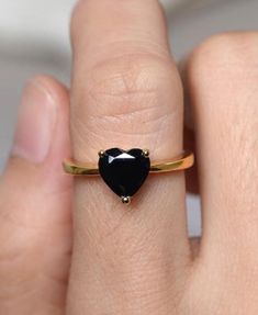 Black Onyx Heart Ring 14K Solid Yellow Gold Black Heart Moissanite Promise Ring 1Ct Heart Moissanite Ring For Love Anniversary Wedding Gifts  ✪ 𝐇𝐚𝐧𝐝𝐦𝐚𝐝𝐞, 𝐡𝐢𝐠𝐡-𝐪𝐮𝐚𝐥𝐢𝐭𝐲 𝐢𝐭𝐞𝐦 ✔ ✪ ITEMS SPECIFICATION ★ Brand Name                     : Veniciajewel ★ Center Stone Use            : Moissanite  ★ Main Stone Shape           : Heart Cut ★ Main Stone Color            : Black (S-Z) ★ Stone Clarity                    : VVS1 ★ Total Carat Wight            : 1.10 Ct (App.) ★ Stone Size Engagement Gifts For Him, Heart Cut Ring, Anniversary Wedding Gifts, Heart Wedding Rings, Handmade Wedding Gifts, Gold Promise Rings, Love Anniversary, Heart Shaped Rings, Black Onyx Ring