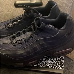 Very Comfortable Shoe Shoes Nike Air, Nike Air Max 95, Air Max 95, Shoes Nike, Nike Black, Mens Shoes Sneakers, Men's Nike, Black Nikes, Comfortable Shoes