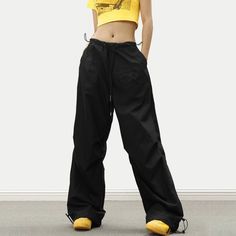 5ft 4''(163cm) tall, 97 lbs(44kg) weight and wearing a size M - Wide straight fit- Adjustable ankle- Adjustable waist- Drawstring- 6 colors Relaxed Fit Wide Leg Cargo Pants, Functional Full-length Sports Bottoms, Stretch Hip Hop Pants For Sports, Baggy Wide-leg Sports Pants, Functional Full Length Gym Bottoms, Solid Full-length Sportswear Bottoms, Urban Stretch Wide Leg Bottoms, Stretch Sportswear Pants For Streetwear, Urban Style Stretch Wide Leg Bottoms