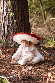 Mushroom Costume Mushroom Costume Toddler, Diy Baby Mushroom Costume, Mushroom Baby Costume, Mushroom Costume Kids, Mushroom Photoshoot, Mushroom Halloween Costume, Cape Illustration