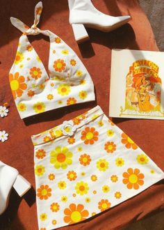 Flower Power Outfit, Power Outfit, Hslot Outfit Ideas, 70s Inspired Outfits, Mode Hippie, 70s Inspired Fashion, 70s Aesthetic, 70s Outfits, Estilo Hippie