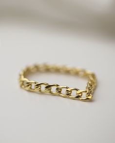 Available in Sterling silver and 14K gold filled. Modern and timeless Curb Link Chain Eternity Band Ring Perfect as a stacking ring or by itself. # Statement rings chain ring thick chain gold chain rings statment ring cuban link chain 14K gold filled everyday ring jewelry rings ■ SHIPPING UPGRADES You can find shipping upgrades options in the drop bar menu when you check out. * Within the U.S Regular First-class : 2-6 business days Priority : 2-3days Express : 1-2 days * International Internatio Elegant 14k Gold Cable Chain Ring, Classic Link Chain Ring For Everyday, Elegant Chain Ring As Gift, Classic Oval Link Chain Ring For Everyday, Minimalist 14k Gold Link Chain Ring, Classic Chain Ring With Oval Link For Gift, Adjustable Silver Chain Ring In 14k Gold, Adjustable Silver 14k Gold Chain Ring, Silver 14k Gold Adjustable Chain Ring