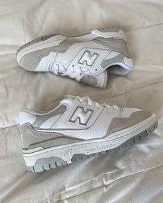 New Valences 550, Styling Nb 550, Grey New Balance 550 Outfit, 550s New Balance, New Balence550 Outfit, New Balence550, New Balance 550 Gray, Grey New Balance 550, New Balance Shoes 550