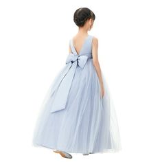 This gorgeous flower girl dress features a open back satin bodice with elegant tulle skirt. The waistline is delicately decorated with rhinestones and pearls. The elegant tulle skirt has 6 layers, top 3 layers are made of tulle. 4th is layer of soft satin, 5th layer is a netting attached to the 6th layer for additional fullness, the 6th layer is a satin lining to bring comfort to your little girl while wearing the dress. Perfect for princess party, wedding, holiday, theme party, ceremony, birthd Light Blue Flower Girl Dress, Light Blue Flower Girl Dresses, Childrens Bridesmaid Dresses, Blue Flower Girl Dress, Knotting Hill, Bridgerton Wedding, Blue Flower Girl, Girls Sequin Dress, Big Girl Dresses