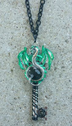 Hand painted fantasy dragon key necklaces Key Necklaces, Necklace Dragon, Skeleton Keys, Jewelry Gothic, Dragon Necklace, Keys Art, Gothic Necklace