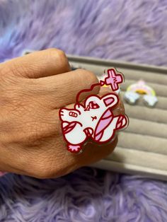 A very cute hurt bunny ring. Kawaii Ring, Bunny Ring, Accessories Kawaii, Pastel Accessories, Kawaii Accessories, Hair Pins, Halloween Shopping, It Hurts, Accessory Gift