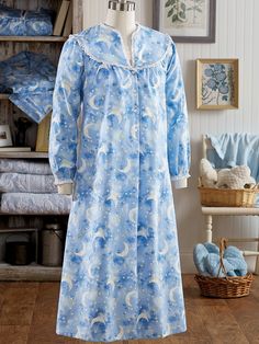 Long Sleeve Star Print Sleepwear, Long Sleeve Sleepwear With Star Print, Long Sleeve Sleepwear With Star Print For Bedtime, Bed Gown, Beautiful Nightgown, Cozy Pjs, Flannel Nightgown, Womens Pjs, Nightgowns For Women