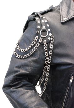 Heavy black leather shoulder chains, shoulder decoration, with 40 rivets, O-rings and four (4) rows of chrome chain for your leather jacket. Two rows of extra long chain fit nicely under the arm. These epaulet chains are a great looking accessory will grab some attention. A chromed out accessory for that heavy metal look. These chains can fit either the left or right side shoulder epaulet and will fit any biker jacket or other jacket with snap down epaulets, a.k.a. shoulder snap flaps that tradi Punk Leather Jacket, Battle Jacket, Gorgeous Leather, Punk Outfits, Shoulder Chain, Looks Style, Punk Fashion, Biker Jacket, Leather Accessories