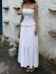 Cotton Blends Shirred Tube Long Dress Clothing Proportions Body Types, Summer Dress Inspo 2024, White Italian Dress, Long Dress Summer Outfit, Unrevealing Summer Outfits, Lakehouse Outfit Summer, Romantic Style Outfit Aesthetic, Shirred Dress With Sleeves, Modern Romantic Outfit