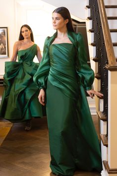 Liquid Organza Dress, Liquid Organza, Organza Dresses, Green Formal Dresses, Red Silk Dress, Tail Dress, Silk Satin Dress, Haute Couture Dresses, Organza Dress