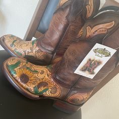 Custom Sunflower Tooled Western Cowgirl Boots Never Used Brand New In Box Great Condition,Super Comfy Us Size 7 Price Is Firm Wont Take Lower Western Style Yellow Boots For Spring, Yellow Western Boots With Round Toe, Western Cowgirls, Western Cowgirl, Cowgirl Boots, Bootie Boots, Sunflower, Ankle Boots, Size 7