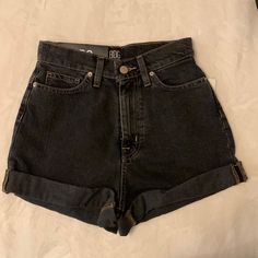 Brand New With Tags! Tank Top Over Shirt, Goth Shorts, Distressed High Waisted Shorts, Fancy Fits, Black High Waisted Shorts, Abercrombie And Fitch Shorts, Black Jean Shorts, Black Jean, High Waisted Jean Shorts