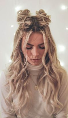 Fesyen Rambut, Easy Bun Hairstyles, Space Buns, Hair Stylies, Long Blonde, Hairdo For Long Hair, Teen Hairstyles