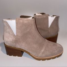 Sorel Cate Cut Out Ankle Boots Block Heel Ash Brown Suede Multiple Sizes Available New In Box, All Warranties Void Offers Welcome! Sorel Cate Bootie Tan, Sorel Cate, Cut Out Ankle Boots, Lace Up Wedge Boots, Womens Black Ankle Boots, Sorel Boots Womens, Tan Ankle Boots, Black Rain Boots, Suede Chelsea Boots