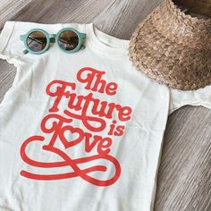 Super cute toddler tee and sunnies! All About Love, Toddler Tees, About Love, Sunnies, The Future, Love This, Baby Onesies, Super Cute