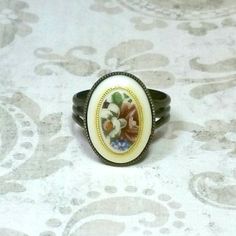 Floral Cameo Ring, Vintage Style Ring, Antique Style Ring, Victorian Ring, Adjustable Brass Ring Got Costumes, Big Statement Rings, Dog Poems, Antique Style Rings, Fairy Ring, Victorian Ring, Costume Jewelry Rings, Vintage Style Rings, Cameo Jewelry