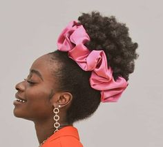 Scrunchies Curly Hair, Natural Hair Scrunchie Hairstyles, 4c Hair Aesthetic, Simple Haircuts, Scrunchie Business, Natural Hair Accessories, Cool Hair, Until The End Of Time, Type 4 Hair