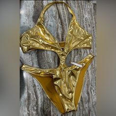 Nwt Skims 4x Gold Metallic Swim Halter Monokini Gold One-piece Swimwear For Poolside, Gold Fitted Swimwear For Pool, Fitted Gold Swimwear For Pool, Gold Summer Swimwear For Swimming, Gold Fitted Swimwear For Sunbathing, Gold Fitted One-piece Swimwear, Gold Stretch Swimwear For The Beach, Gold Summer Swimwear For Poolside, Gold Fitted Swimwear For Beach Season