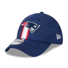 Gear up for the upcoming NFL season with this New England Patriots 2024 Sideline 39THIRTY Flex Hat from New Era. This hat displays neutral colors and embroidered New England Patriots graphics on the front panels. The hat features the official NFL shield is embroidered on the rear with the conference logo on the right side of the hat. You'll feel like an official member of the team when you match the players and coaches throughout the 2024 season. Conference Logo, Nfl Fan, Hat Display, New Era Hat, New Era 9forty, Nfl Season, Nfl Fans, Florida Panthers, New York Islanders