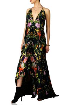 Make a dramatic entrance in a designer maxi dress by Kyle x Shahida, convertible dress that may be as a V-neck, halter neck, or one-shoulder style. Details: 100% Cupro Silk Allover Printed Maxi Dress Floral and Bird Print Multiway Maxi Dress V-Neck, Halter Neck, One-Shoulder Style Black Color Dry Clean Imported Hand Wash Cold Floral Print Maxi Evening Dress, Bohemian One Shoulder Evening Dress, Bohemian One-shoulder Evening Dress, Evening Floral Print Maxi Dress With Halter Neck, Flowy Halter Maxi Dress For Evening, Bohemian Maxi Dress For Cocktail Occasions, Bohemian Maxi Dress For Cocktail, Bohemian Cocktail Maxi Dress, Sleeveless Floral Print Maxi Dress For Evenings