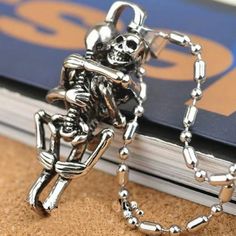 Double Skull Skelton Lovers Men Stainless Steel Necklace Pendant Edgy Gifts, Gothic Jewelry Diy, Mens Necklace Pendant, Necklace Top, Skull Pendant Necklace, Number Necklace, Lovers Necklace, Skull Jewelry, Skull Necklace