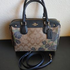 Excellent Condition. Has A Long Detachable Strap. Bags Coach, Coach Purse, Coach Purses, Coach Bags, Crossbody Bags, Bag Lady, Purse, Heels, Women Shopping