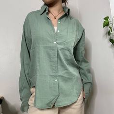 Green Button Down Shirt Light Weight Size S/M New Never Worn Green Linen Button Up Shirt Outfit, Cheap Button-up Shirt With Pockets, Green Button Down Outfit, Button Up Shirts Outfits, Button Down Outfit, Mountain Mama, Button Ups, Women's Button Down Shirt, Green Jeans