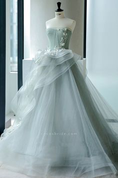 Gaun Tulle, Floral Ball Gown, डिजाइनर कपड़े, Detail Couture, Beaded Wedding Gowns, Strapless Prom Dresses, 파티 드레스, Boho Wedding Dress Lace, Long Prom Gowns