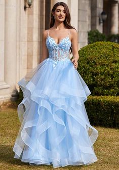 Sky Blue Prom Dress Corset, Sky Blue Prom Dress Tulle, Two Piece Prom Dresses Light Blue, Light Blue Prom Dresses Fluffy, Prom Dress Floor Length Seqens For Teens, Prom Dresses Long Baby Blue, Light Blue Prom Dress Luulla, Prom Dresses Top Part, 2 Piece Tulle Prom Dress