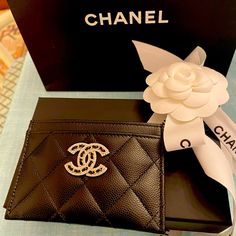 New In Box Full Set Chanel Cardholder, Chanel Long Wallet, Chanel Camellia, Chanel Tweed, Chanel Wallet, Pink Chanel, Chanel Caviar, Mini Wallet, Chanel Bags