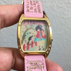 W1 Rare & Htf Vintage Harajuku Lovers Watch. Japanese Letters N Girl Designed Dial. Goldplated Bezel With Clear Stones That 1 Stone Is Missing And Light Spots To Bezel With Some Light Scratches. But Not Major. Running Perfectly!! (It Doesn’t Have Second Hand. Only Hour N Min) Adjustable 6” Upto 7.5” And Total Length Is 8.25” Overall Gvc With Back Of Strap Black Parts Show Some Cracks (I Can’t Help Cuz All Vintage Straps Back Get Like It As Time Goes And It Will Be Powdery) But Pink Parts Are Sti Cute Japanese Accessories, Random Things To Buy, Good Birthday Gifts, Harajuku Accessories, Japanese Letters, Vintage Trinkets, Harajuku Clothes, Harajuku Lovers, Cute Watches