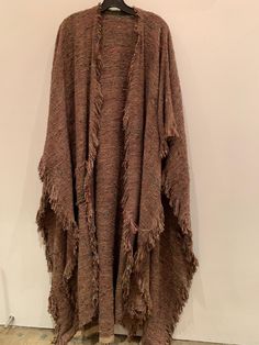 A Cappuccino Woven Silk Slubbed Shawl Or Wrap W/ Fringe & Colors Shot Through