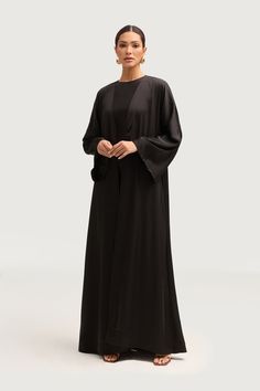 Kamila Open Abaya - Black Abayas Veiled Abaya Black, White Dress Formal, Nikkah Dress, Dresses Flowy, Black Abaya, Open Abaya, Engagement Dresses, Kids Outerwear, Basic Dress