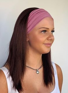 Our headband wigs are perfect for the gym or holidays. They have been specifically designed to be worn up and styled with no visible wefts. These are great for hot weather as they don't have the heaviness of a full wig while still giving total coverage. They hair looks very natural, right down to the fly away strands. The wig comes attached to a base band which is made from a secure elastic and has a velcro fastening. This provides the needed security if you want to tie the hair up high. There i Edge Band For Wig, Headband Wig Long, Head Band Wig Ombre Short, Dyed Headband Wig, Colored Headband Wig, Wigs You Can Swim In, Headband Braided Wigs Bun, Hair Up High, Alopecia Wig