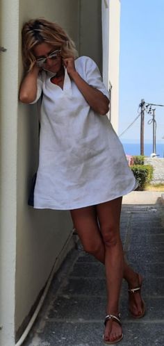 "This simple and cozy casual dress/shirt can be your companion everywhere - for elegant day parties, cozy, warm evenings or just to look stunning at work.  Made of high-quality pure Italian linen, this exquisitely designed summer linen dress features a unique cut, flattering each body type. The perfect mix of comfort and extravagance, this white linen dress/shirt is all you need in the hot weather. https://www.etsy.com/shop/RenatteShop * Size Chart The item from the picture is size S. XS (US 2, White Shift Shirt Dress For Day Out, White Shift Shirt Dress For Summer, White Linen Shirt Dress For The Beach, White Linen Shirt Dress For Beach, Casual Long Sleeve Linen Dress For Vacation, White Linen Shirt Dress For Summer, Casual Linen Dress For Day Out, White Linen Shirt Dress For Vacation, Casual White Linen Dress For Vacation